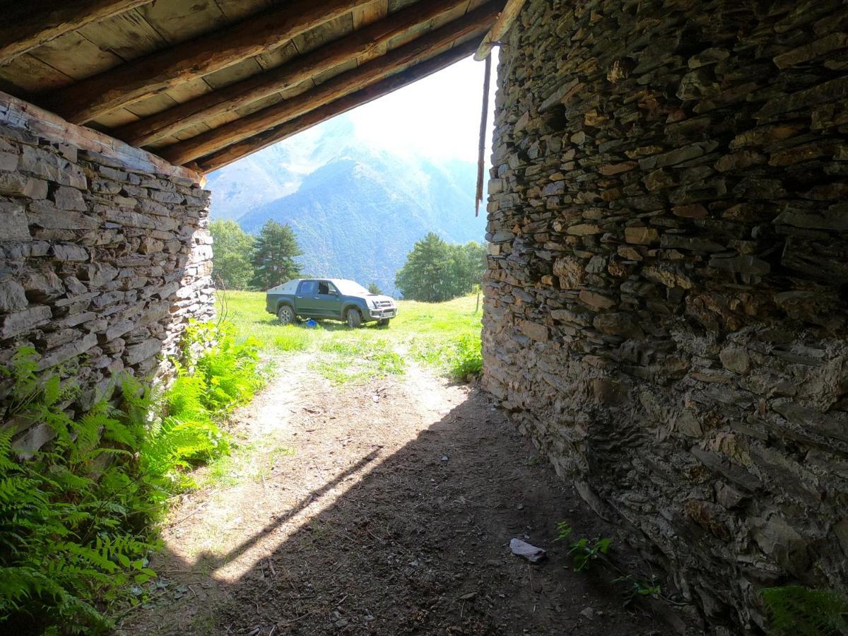 Areu Bordes Pirineu, Costuix酒店 外观 照片